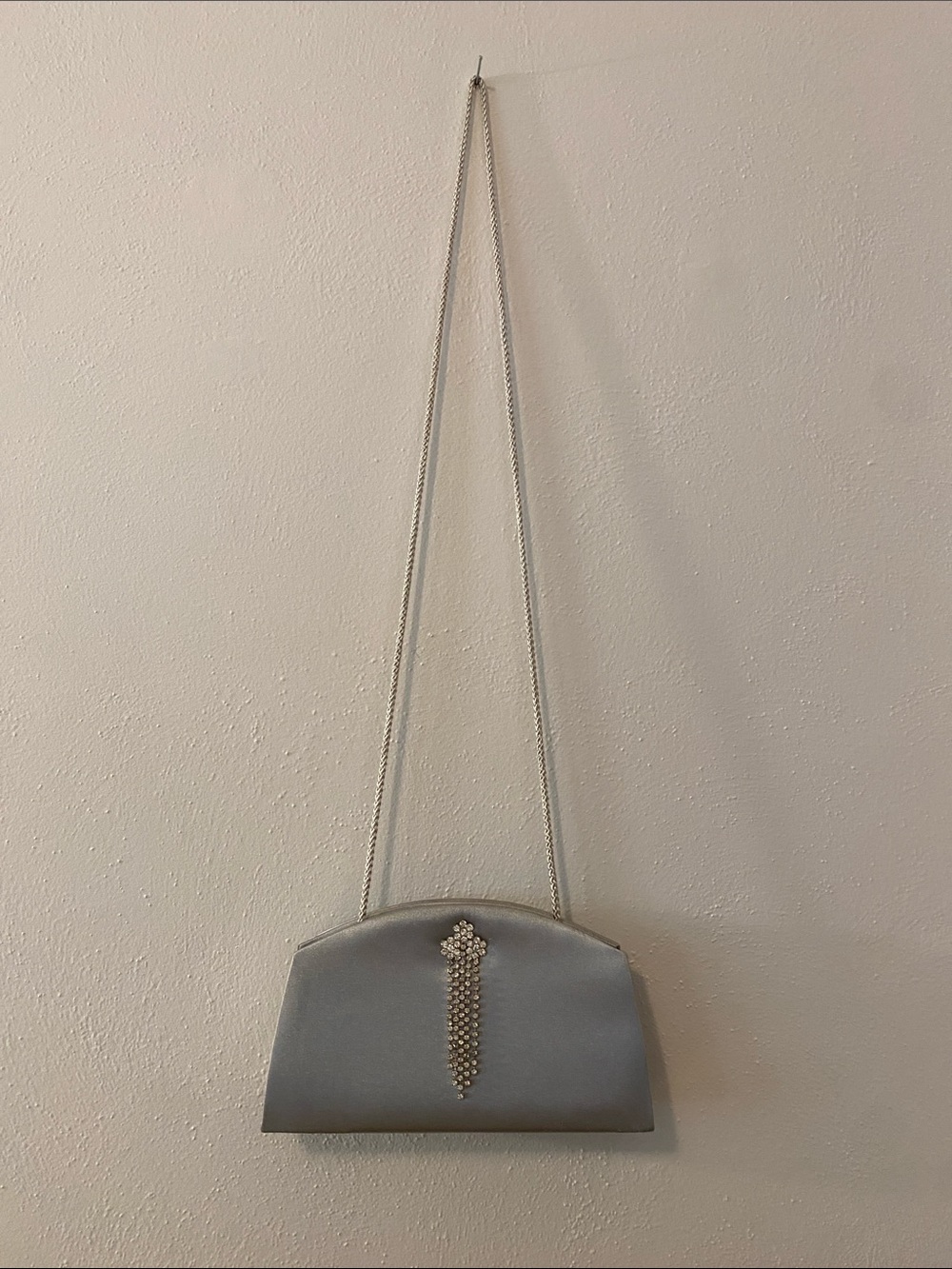 Elegant Silver Evening Clutch with Chain Strap